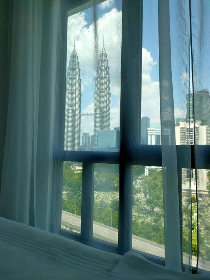 Klcc Legasi Direct View With A Superking Bed At A 3-Bedroom Premium Unit Kuala Lumpur Buitenkant foto