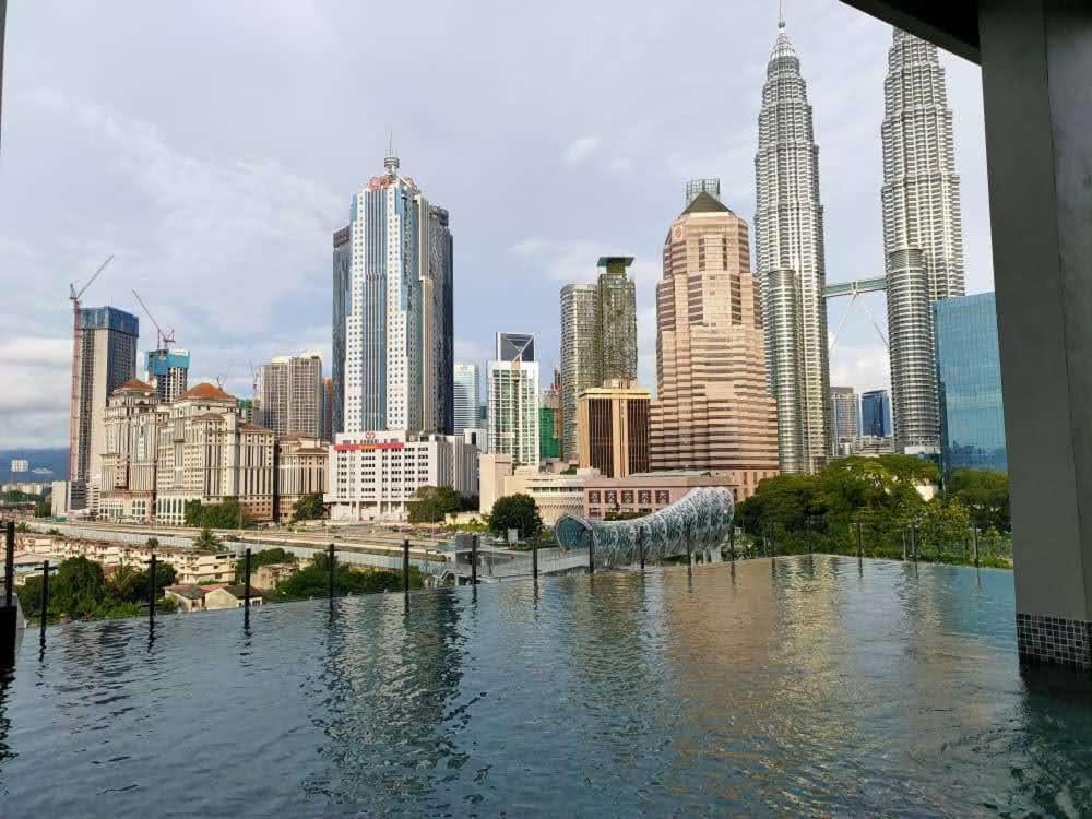 Klcc Legasi Direct View With A Superking Bed At A 3-Bedroom Premium Unit Kuala Lumpur Buitenkant foto